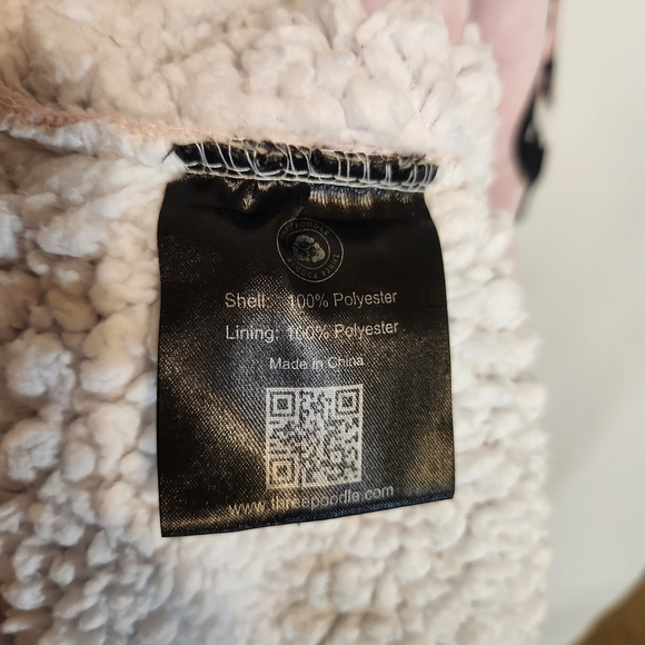 Wearable Blanket Sherpa Hoodie With Ears. OneSize Dogs Boston Terrier Bulldog - Picture 5 of 13